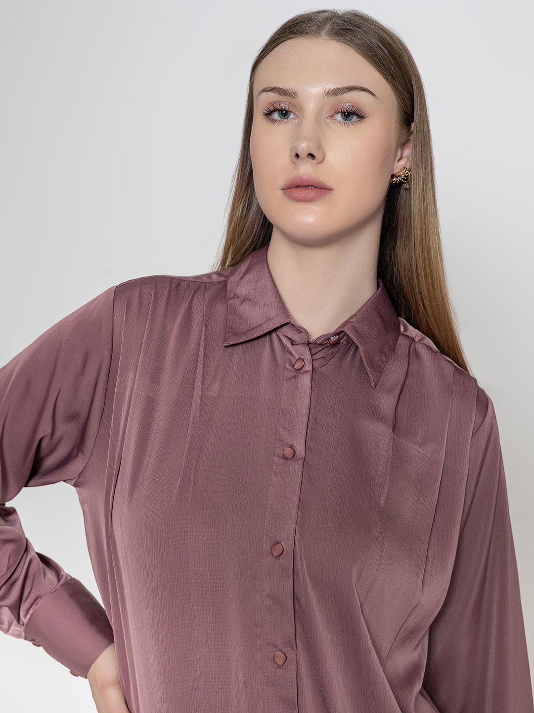 Women Comfort Regular Fit Spread Collar Solid Casual Shirt