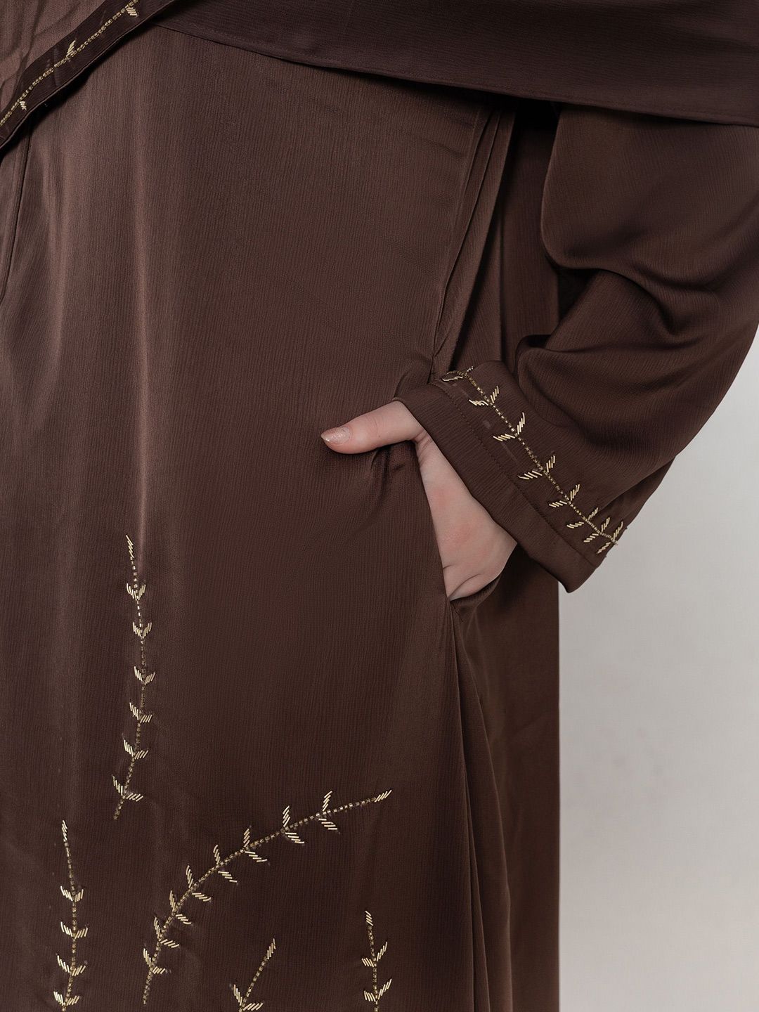 Embroidered Abaya With Scarf