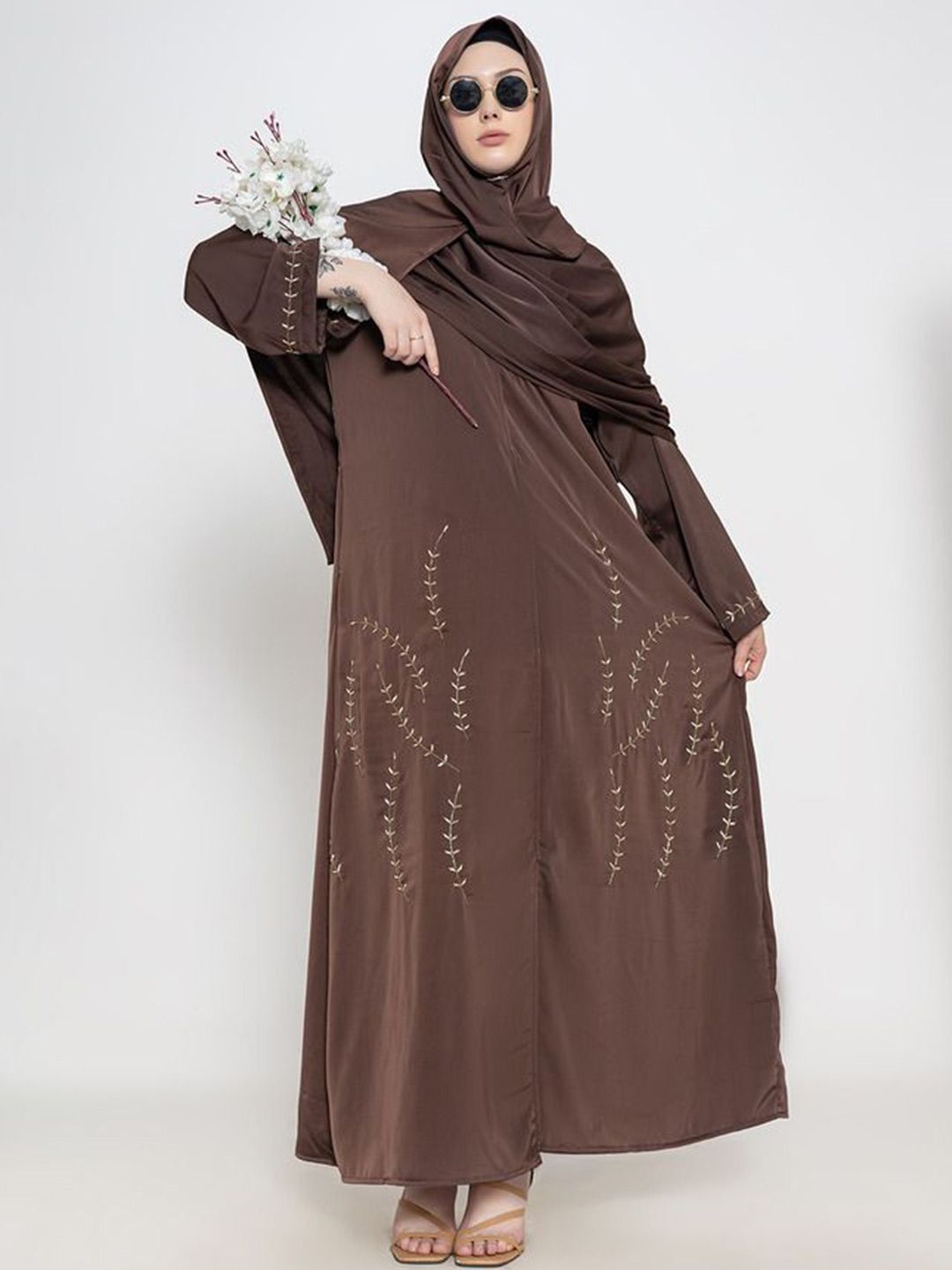 Embroidered Abaya With Scarf