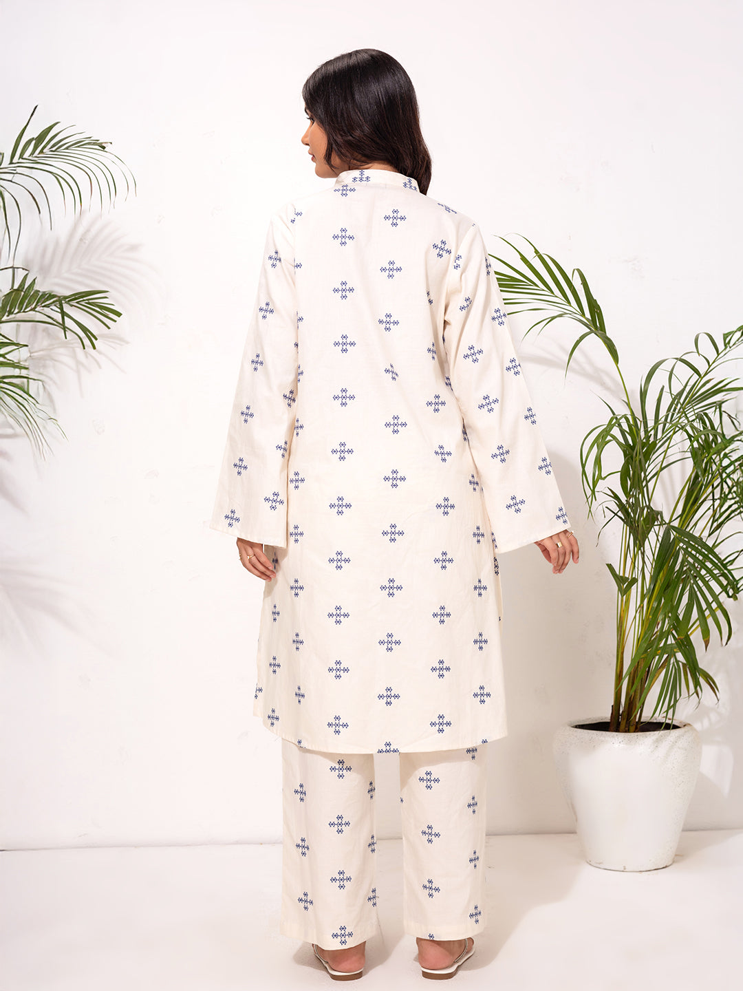 Modest Embroidered Co-Ord Set – Cream with Blue  Embroidery Motif