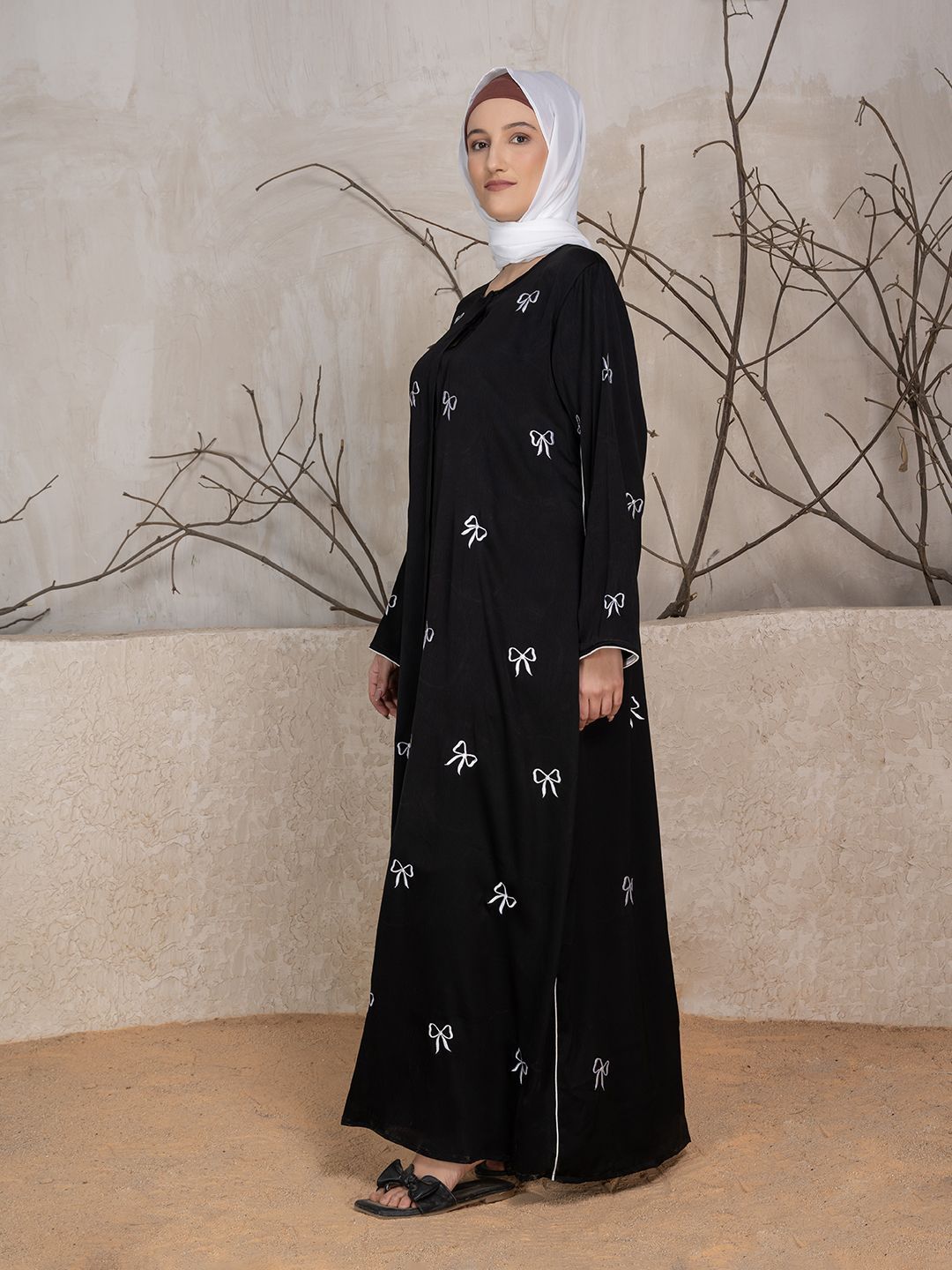 Women Embroidered Abaya Burqa