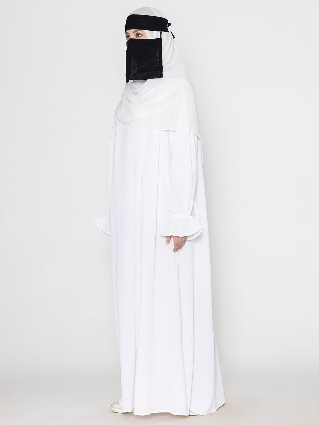 Short Naqab Black