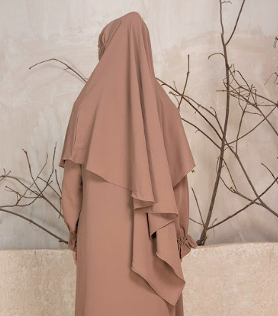 Minimalist Full-Coverage Khimar – Camel Brown
