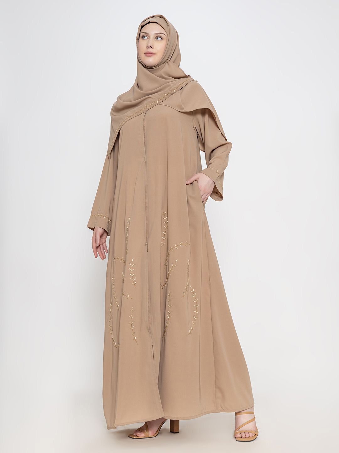 Women Embroidered Abaya With Scarf