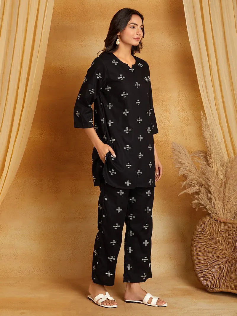 Black Embroidered Viscose Linen Kurta with Pants- Set of 2
