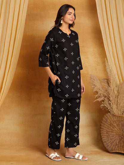 Black Embroidered Viscose Linen Kurta with Pants- Set of 2
