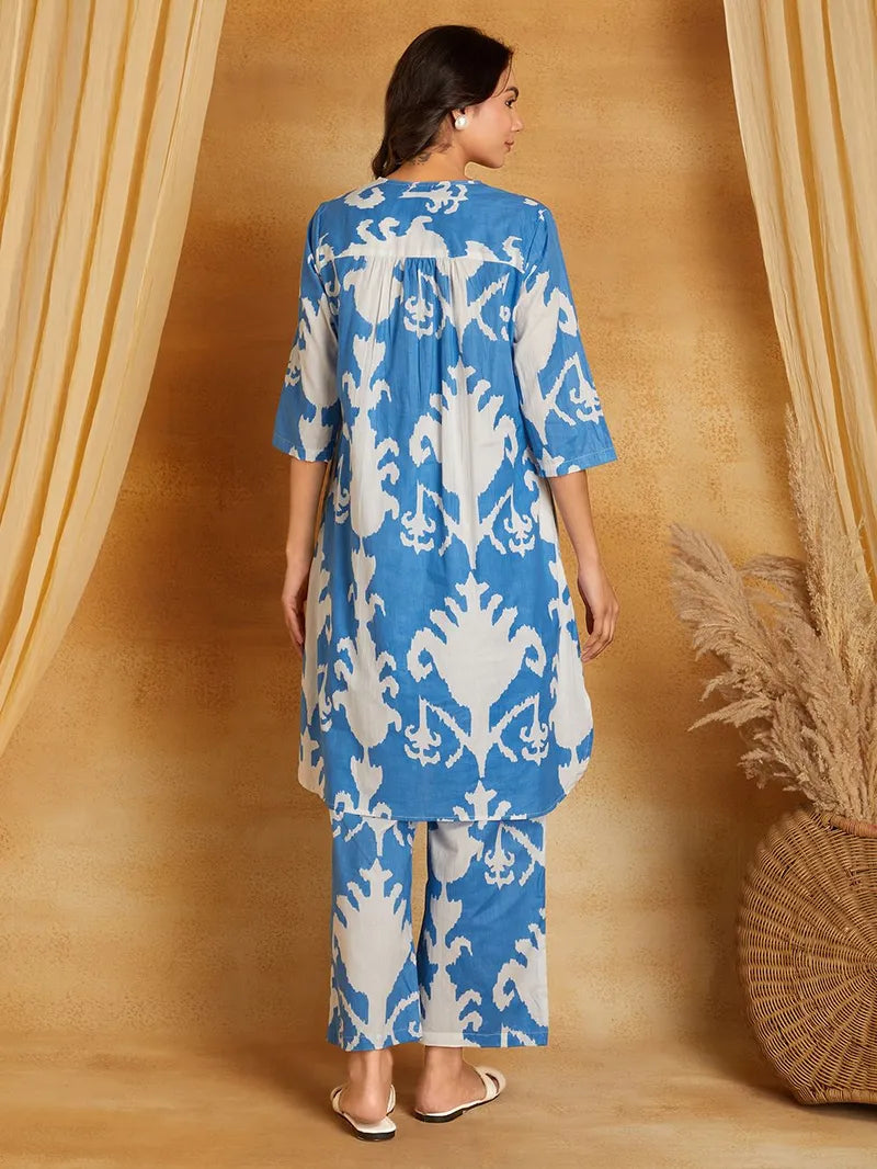 Blue Printed Cotton Kurta with Pants- Set of 2
