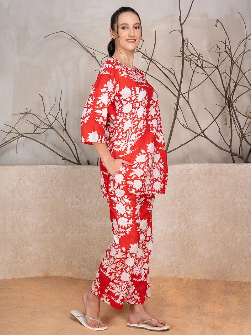 Red White Printed Cotton Kurta with Pants- Set of 2