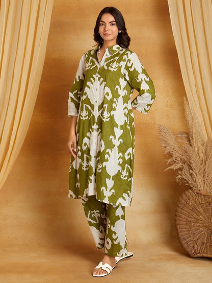Mehndi Green Printed Cotton Kurta with Pants- Set of 2
